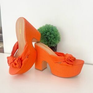 🍊Brand 🆕 in the Box Orange 🍊 Linen Platform Slides Sandals Mule Size 10